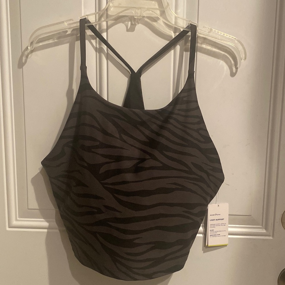 Low support Old Navy tank top bra